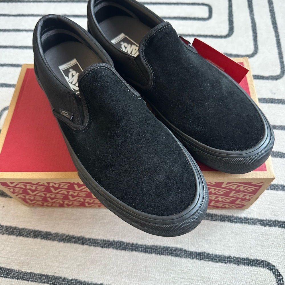 NEW w BOX. Vans Men's Classic Black Suede and Canvas Slip-Ons